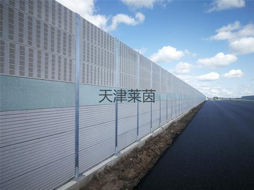 <a href=http://m.amghmuz.cn/news_article?news_id=113>高速公路聲屏障</a>