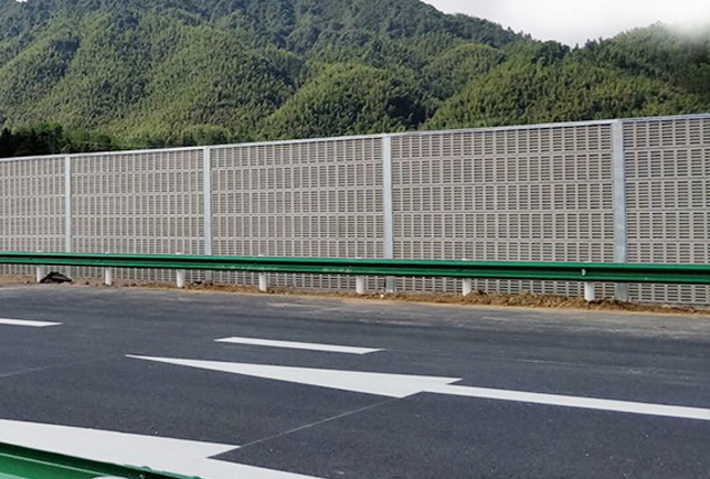 <a href=http://m.amghmuz.cn/news_article.html?news_id=128>聲屏障</a>