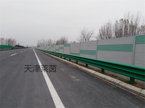 <a href=http://m.amghmuz.cn/news_article?news_id=130>隔聲屏障</a>