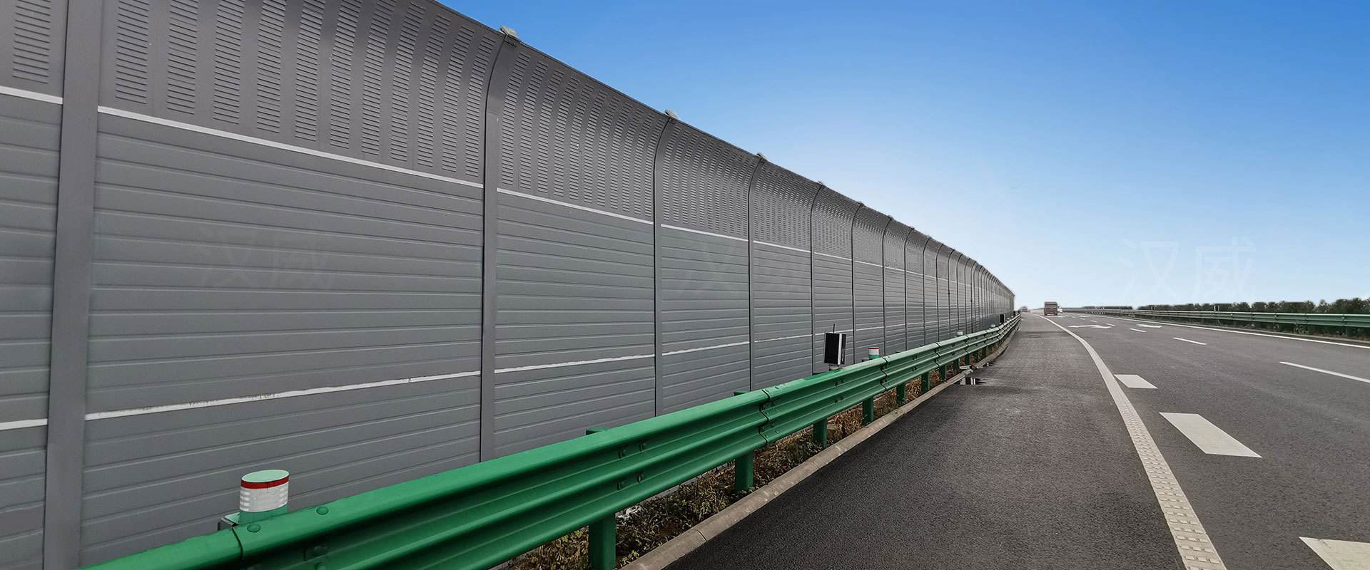 <a href=http://m.amghmuz.cn/news_article?news_id=138>高速公路安裝聲屏障</a>